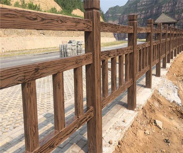 仿木护栏